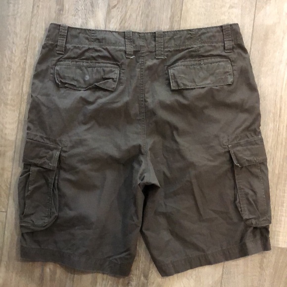 ROUNDTREE & YORKE 100% Cotton Cargo Shorts - Picture 5 of 5